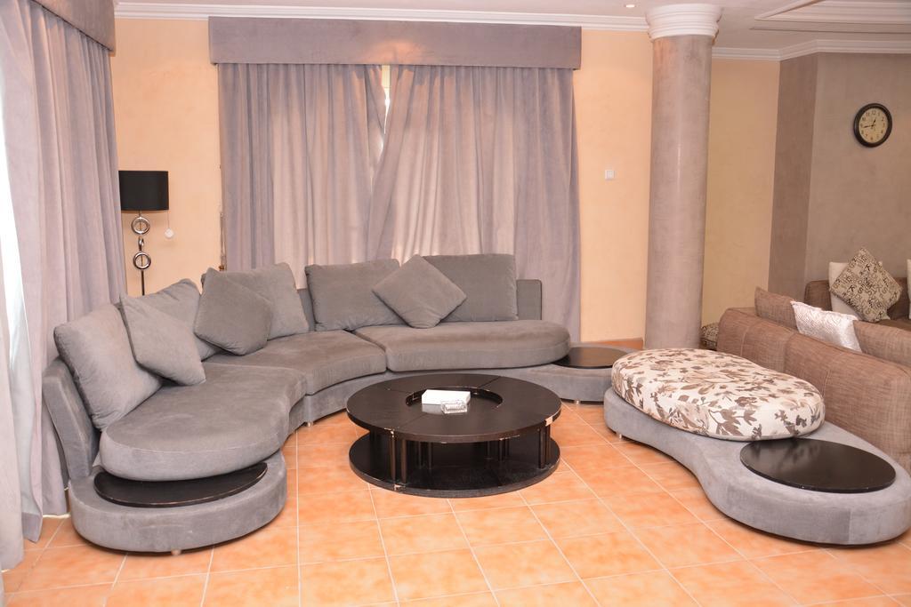 Janadriyah Suites 13 Nadinah Dış mekan fotoğraf